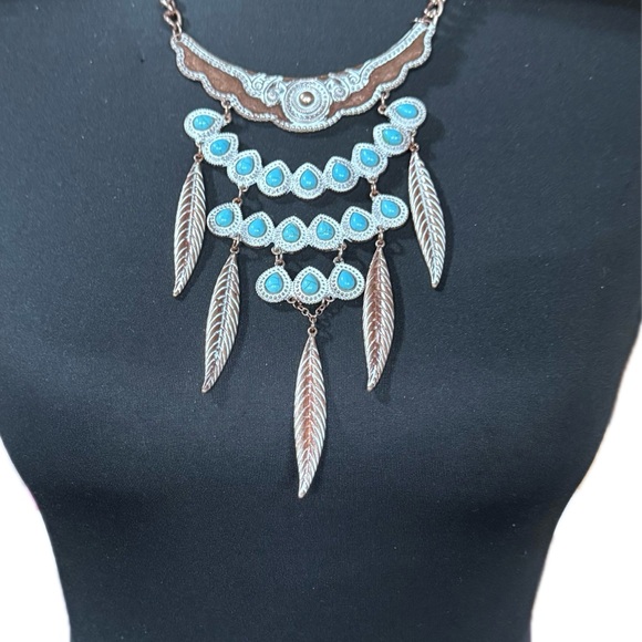 11” adjustable Shyanne Turquoise and Feather Copper Necklace - Picture 4 of 4